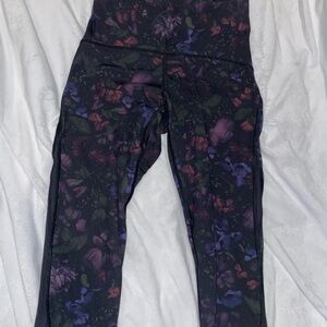 Lululemon cropped leggings